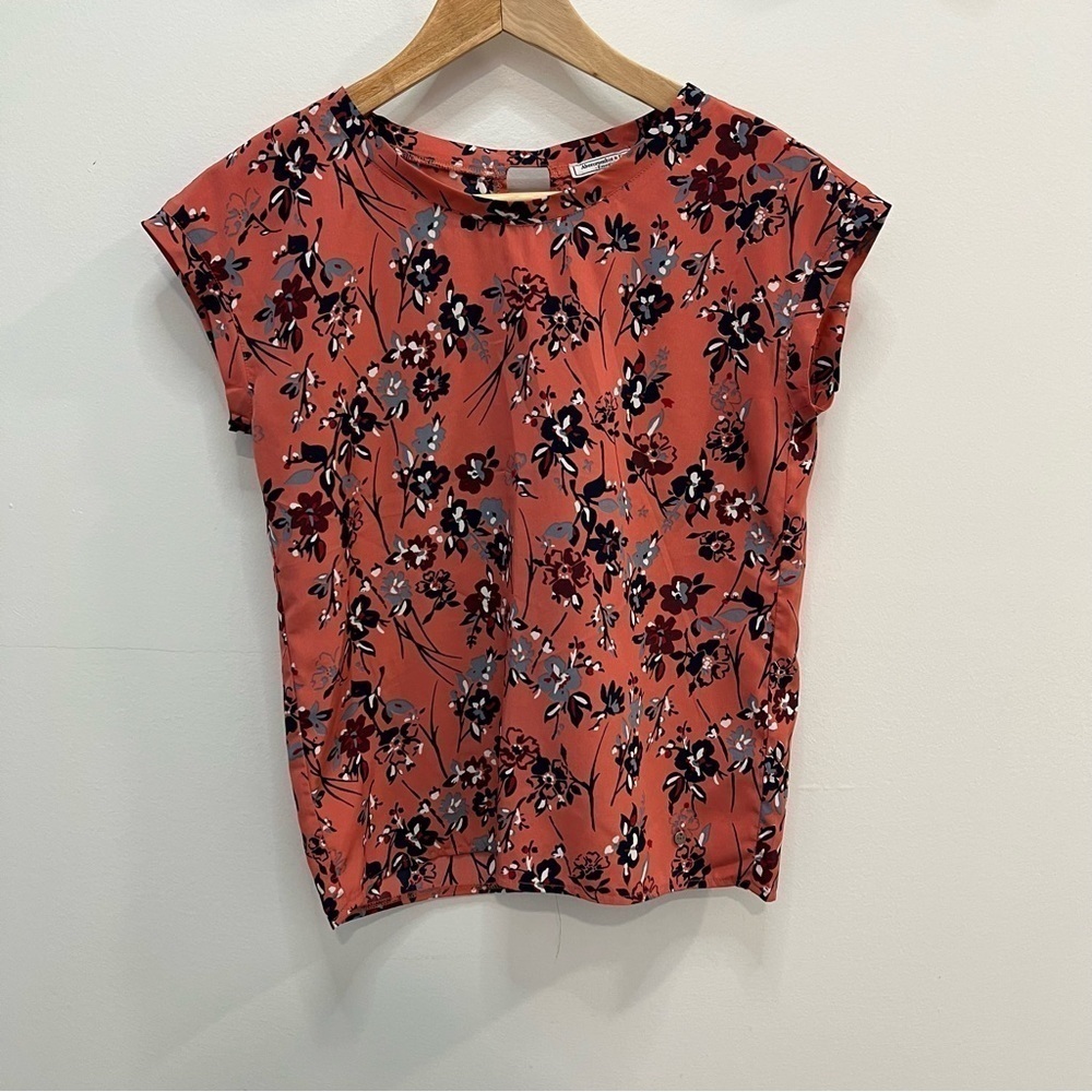 Abercrombie and Fitch floral blouse